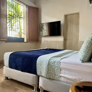https://comunidad-calle-13-hotel-boutique.santamartahotels.net